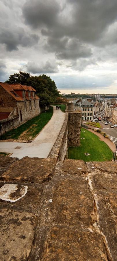 Le Godefroy De Bouillon Apartment Boulogne-sur-Mer Exterior photo